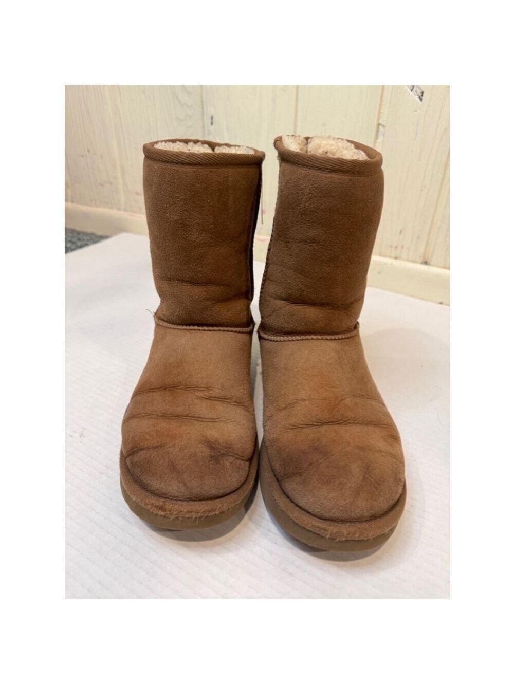 UGG Women's Sheepskin Lined Boots Brown Size 8